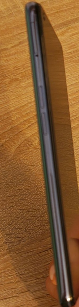 Vand telefon Oppo reno 7 5 G.